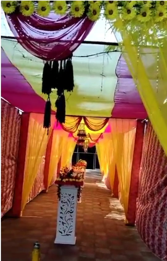 Gate 2 decoration at Badwal Farm